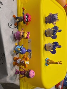 Disney Muppet Babies & Vampatins Figures